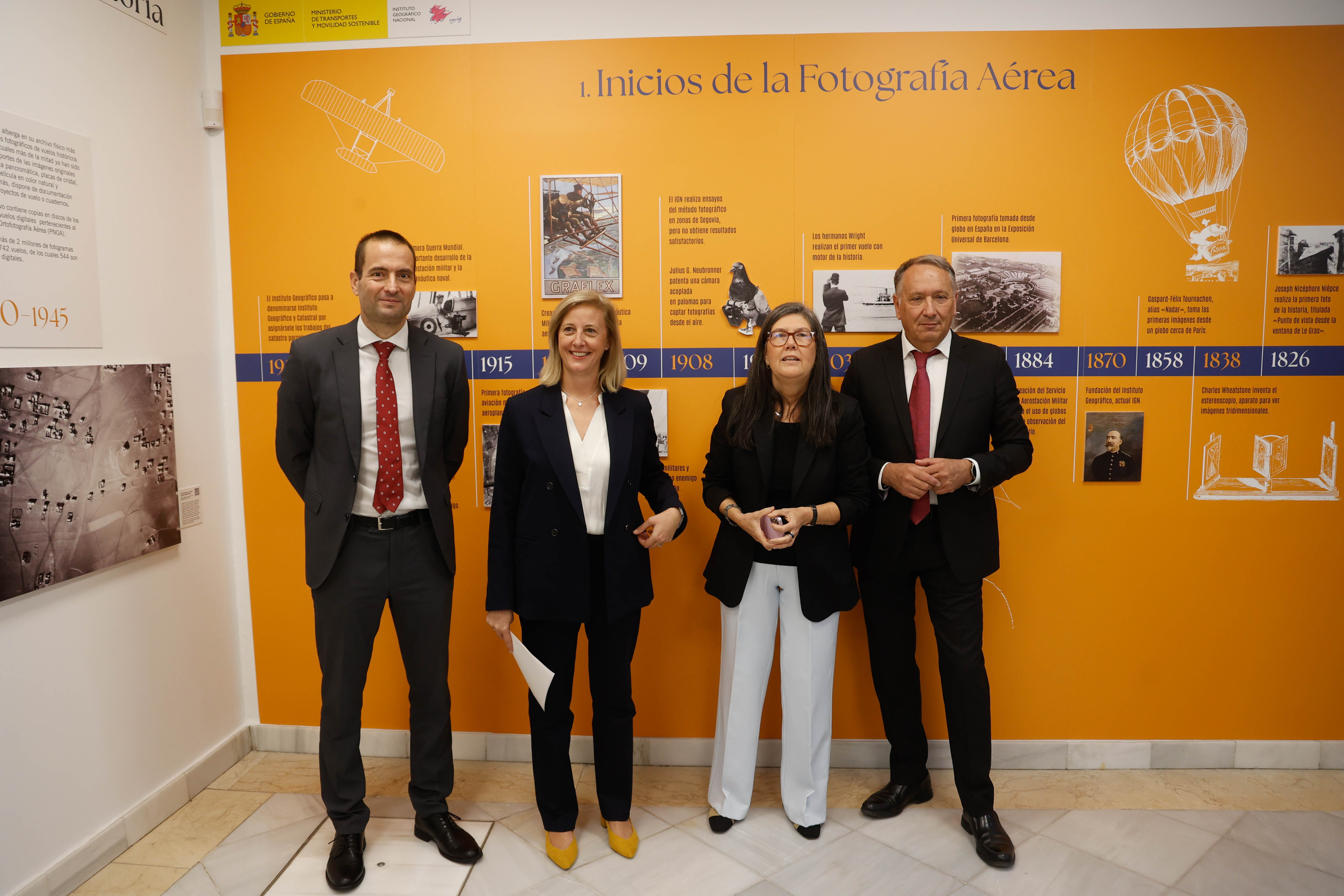 Nueva exposición «Imágenes al vuelo. Un recorrido por la historia de la fotografía aérea en España» en la Casa del Mapa de la Región de Murcia