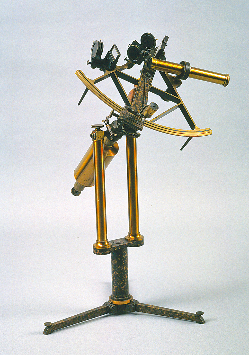 Quinterna Instrument Colección de instrumentos - Instituto Geográfico Nacional